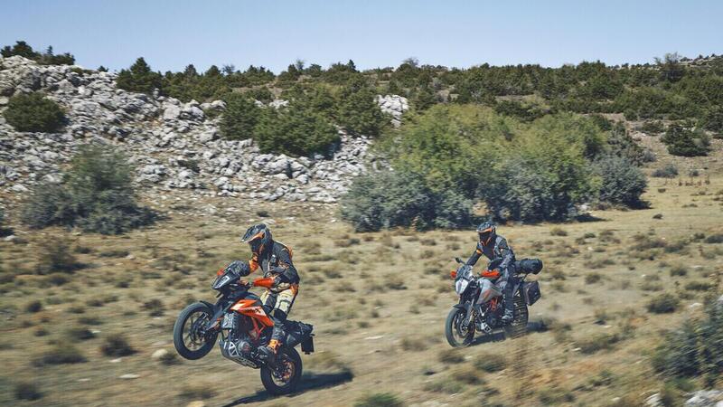 KTM 390 ADVENTURE 2024: dati, caratteristiche e prezzi [GALLERY]