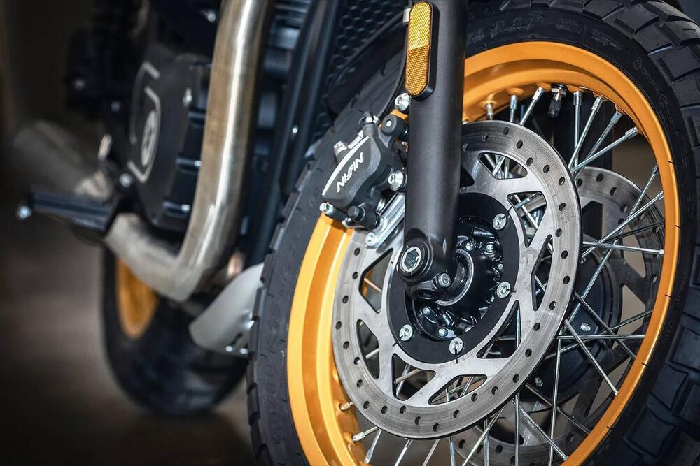 Brixton Motorcycles Cromwell 1200 X Scrambler (2023 - 25) (7)