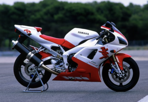 Nicos stories - Yamaha R1 turns 25: the wonder