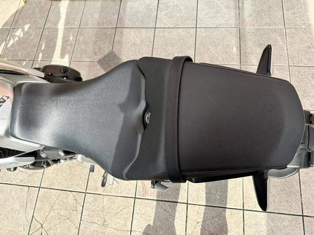 Honda CB 1000 R + Neo Sport Cafè (2019 - 20) (5)