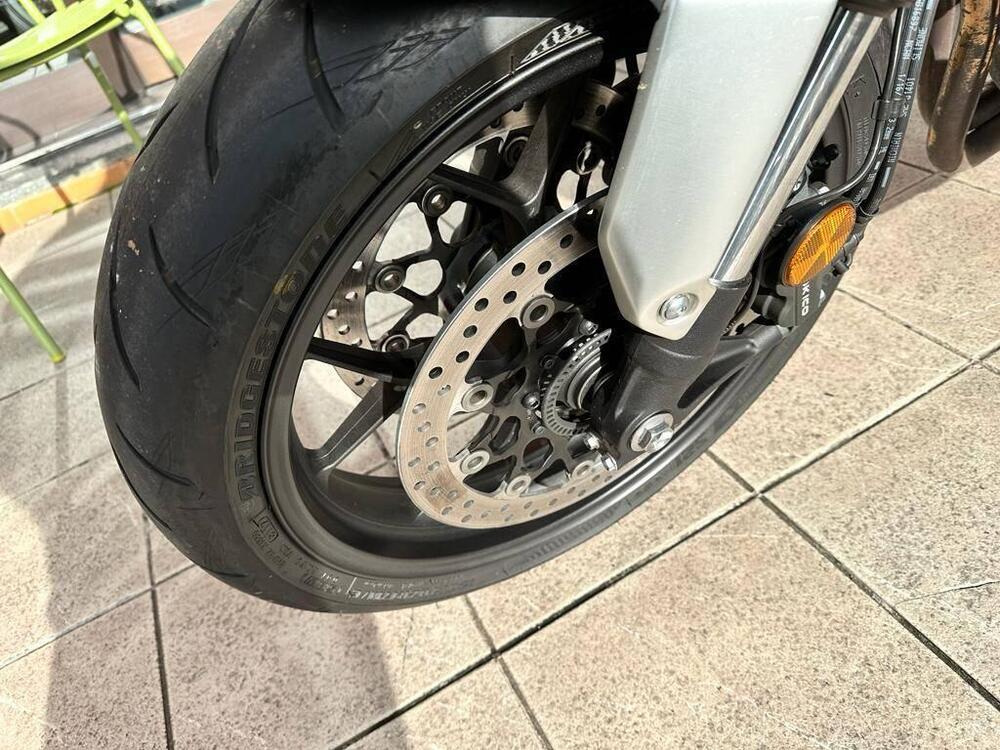 Honda CB 1000 R + Neo Sport Cafè (2019 - 20) (11)