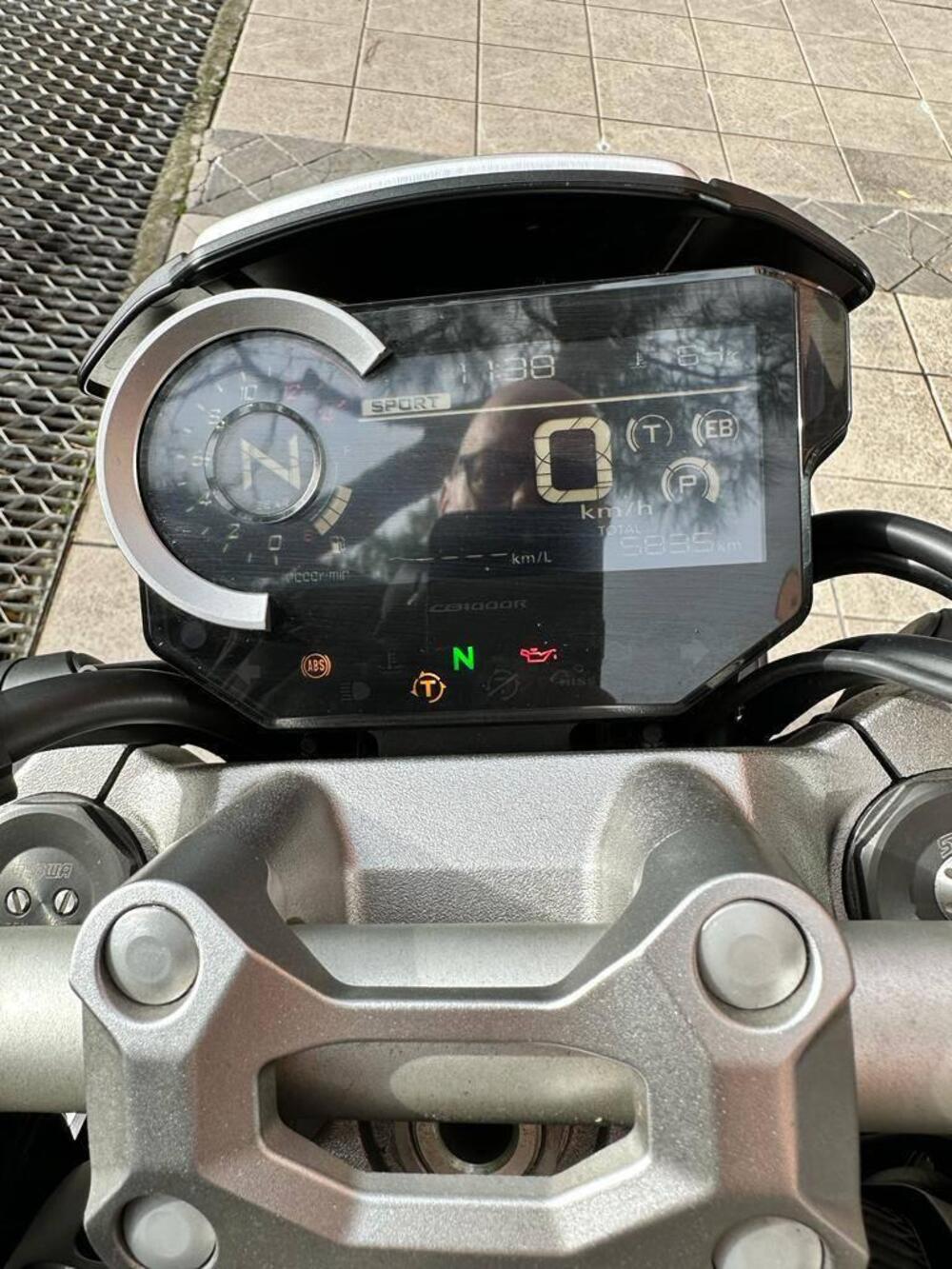 Honda CB 1000 R + Neo Sport Cafè (2019 - 20) (7)