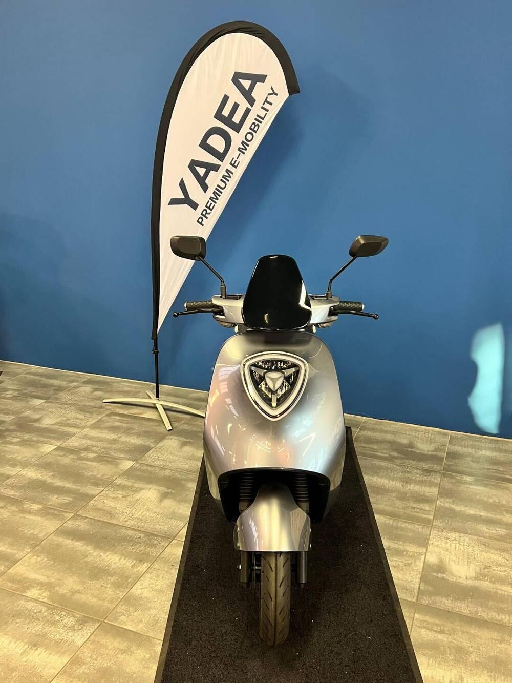 Yadea C1S Pro (2020 - 25) (2)