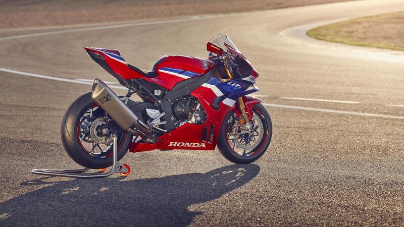 EICMA 2023. Honda CBR1000RR-R Fireblade: foto e caratteristiche [GALLERY]