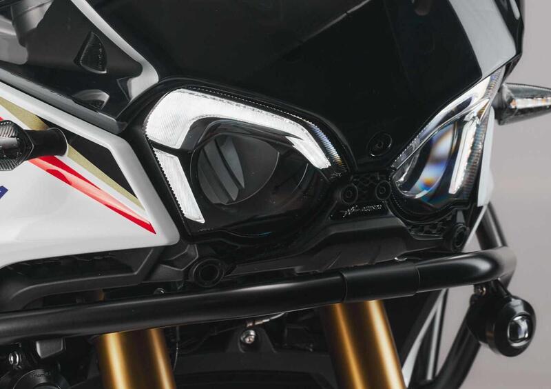 MV Agusta LXP LXP Orioli (2024 - 25) (19)