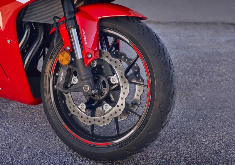 Honda CBR 500 R CBR 500 R (2024 - 25) (9)