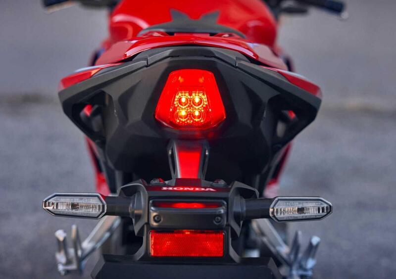 Honda CBR 500 R CBR 500 R (2024 - 25) (7)