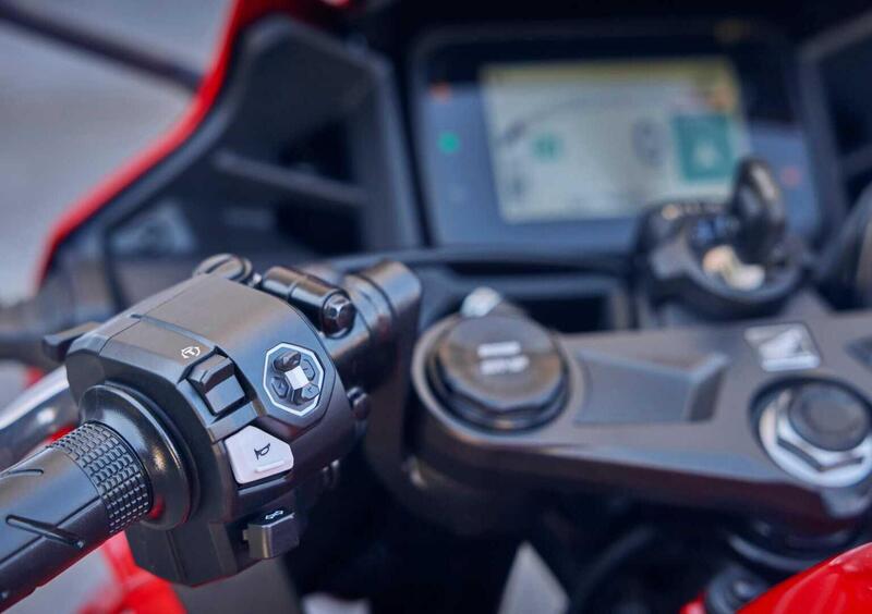 Honda CBR 500 R CBR 500 R (2024 - 25) (12)