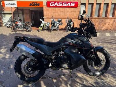 KTM 890 Adventure (2022) usata