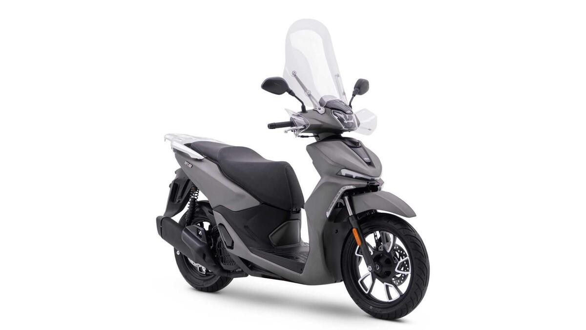 Voge Sfida SR16 125 (2025)