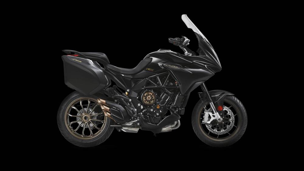 MV Agusta Turismo Veloce 800 Lusso SCS (2021 - 25) (2)