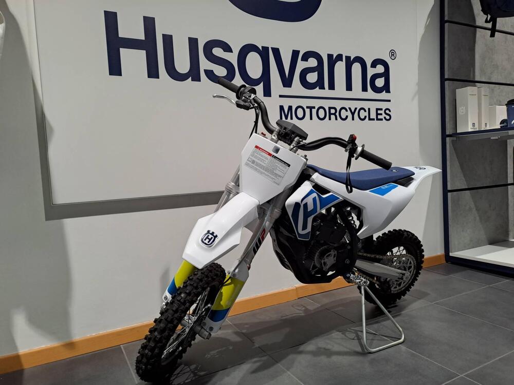 Husqvarna EE 5 (2023 - 24) (2)