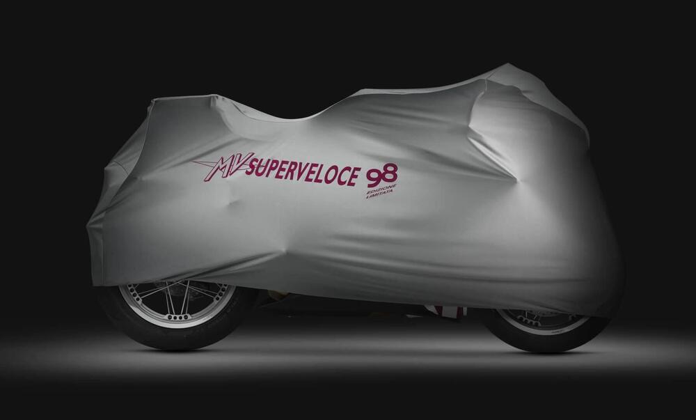 MV Agusta Superveloce 800 98 (2023 - 26) (3)