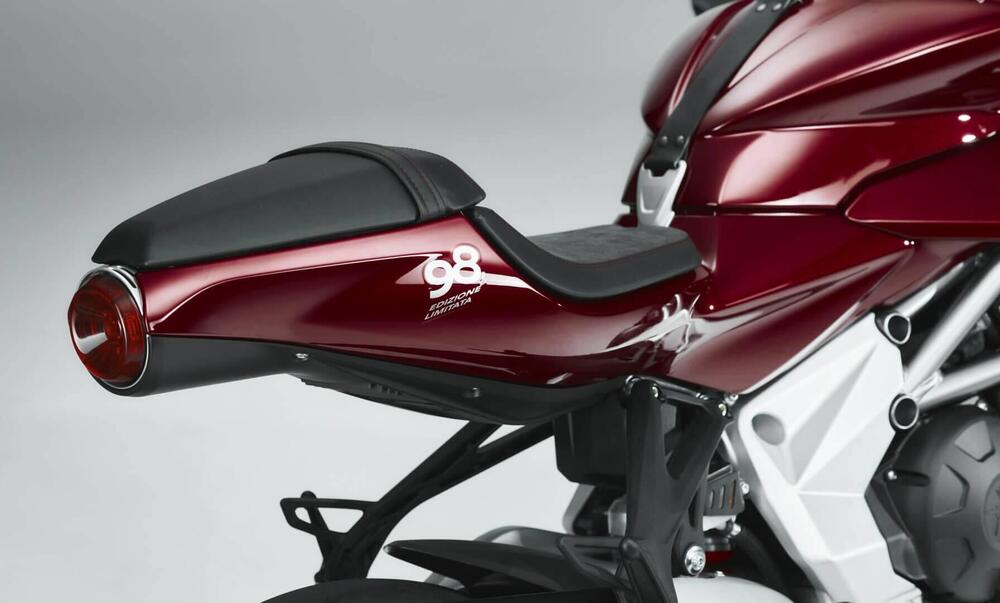 MV Agusta Superveloce 800 98 (2023 - 26) (13)