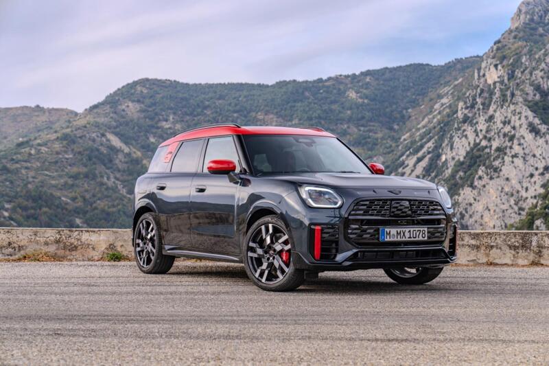 Mini John Cooper Works Countryman: arriva a 300 Cv