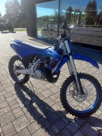 Yamaha YZ 250 (2024) nuova