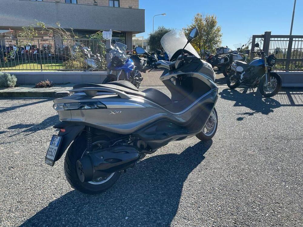 Piaggio X10 350 ie Executive (2011 - 17) (3)