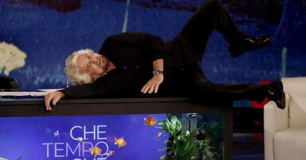 Elogio (funebre) di Beppe Grillo da vivo