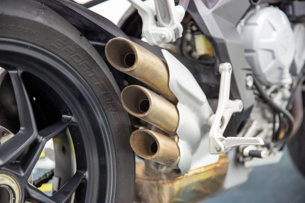 MV Agusta Brutale 675 EAS (2011 - 14) (15)