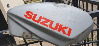 Serbatoio suzuki katana 1100