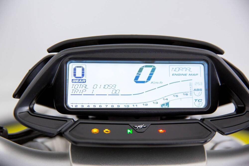 MV Agusta Brutale 800 (2012 - 15) (17)