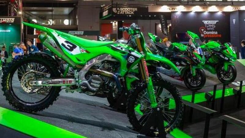 Furto a Eicma 2023. Padre e figlio beccati in flagrante mentre tentano di rubare una moto: passano guai seri 