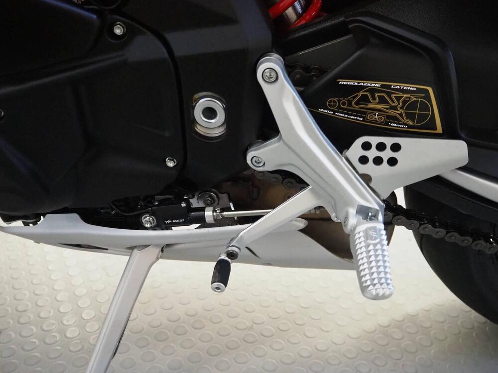 MV Agusta Brutale 1000 RS (2022 - 26) (10)