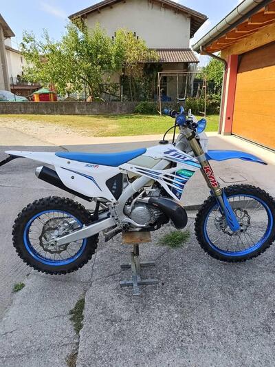 Tm Moto EN 300 Fi ES 2T (2022) usata