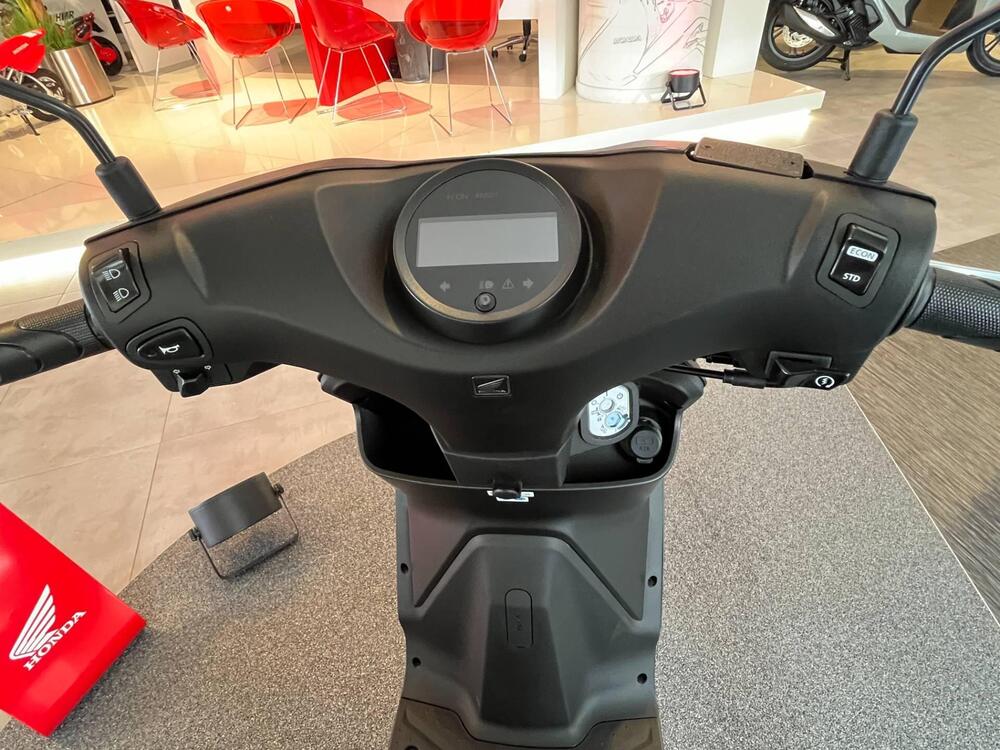 Honda EM1 e (2023 - 25) (5)