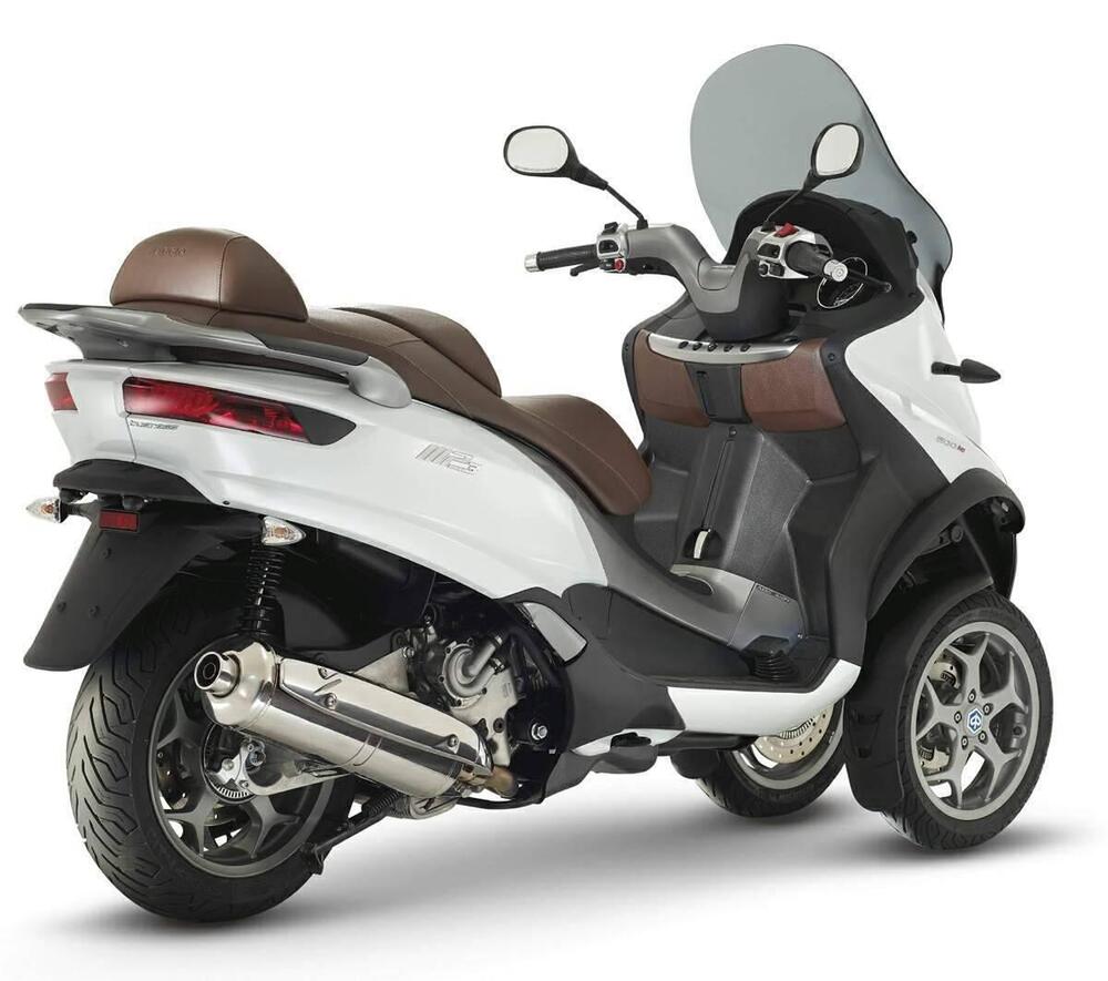 Sella Ricambio Originale Piaggio (2)