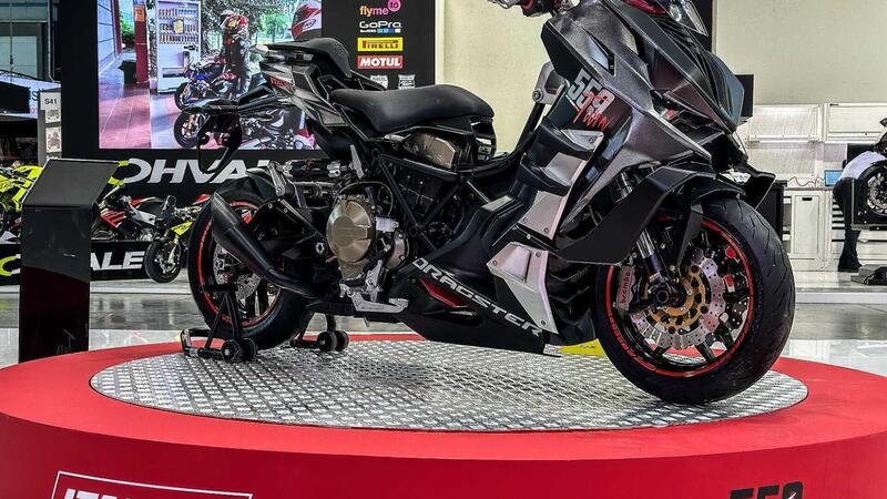 Eicma 2023. L&#039;Italjet Dragster 559 Twin &egrave; sui blocchi di partenza