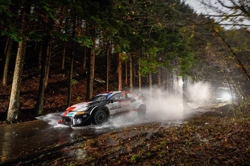 WRC 2023 Japan D2. 3 Toyota in testa