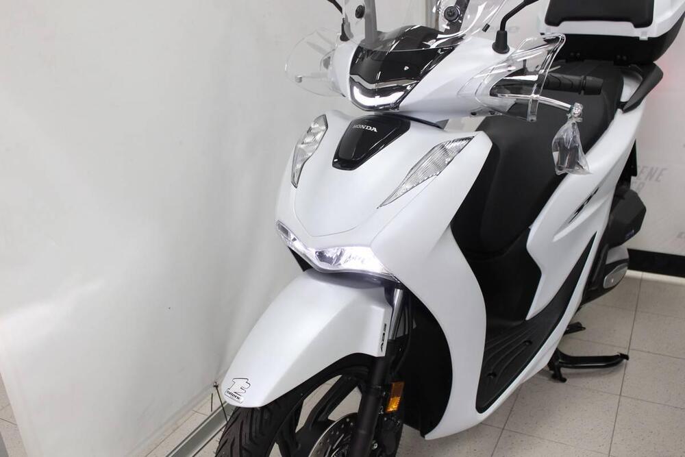 Honda SH 150i Sport (2022 - 23) (3)