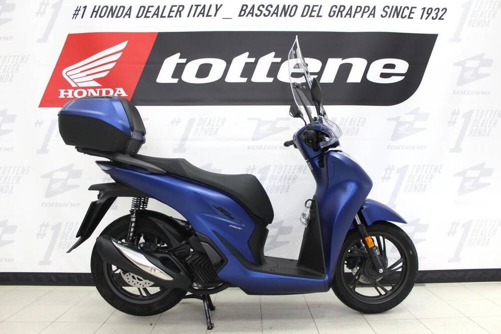Honda SH 150i Sport (2022 - 23) (9)