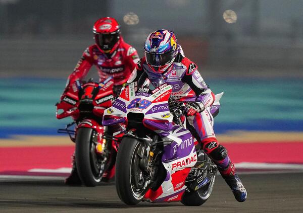 Caos gomme, Bagnaia e Mart&iacute;n che si copiano e una pista nuova: tutto sul venerd&igrave; in Qatar della MotoGP 