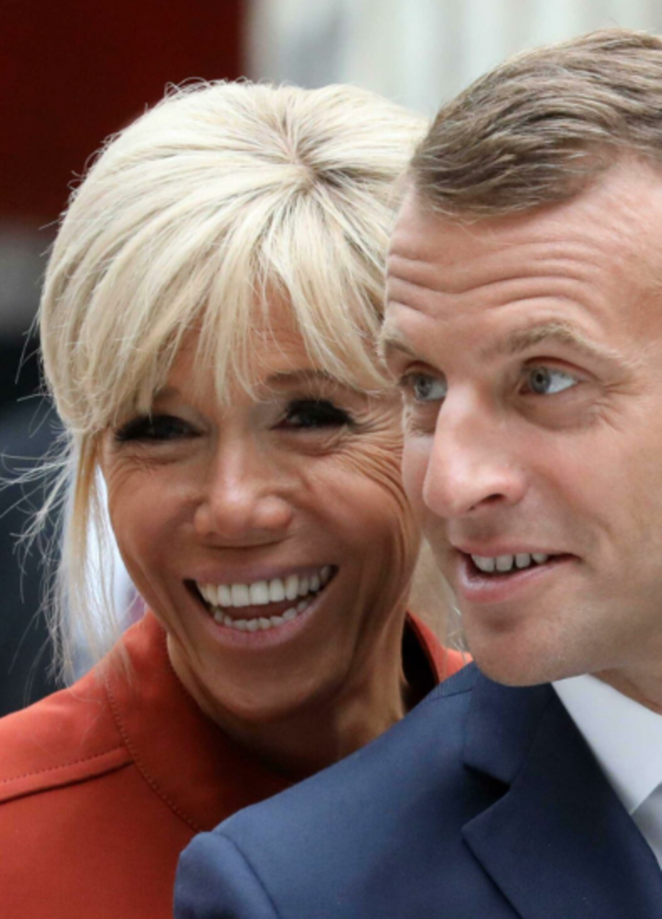 E se fosse la donna a preferire gli uomini pi&ugrave; giovani? Dopo il caso Brigitte Macron anche Pamela Prati e Cher...