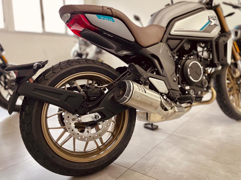 CFMOTO 700CL-X Heritage (2021 - 25) (8)