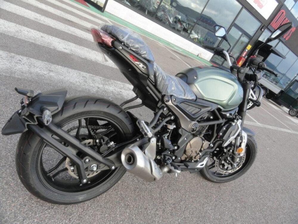 Voge Trofeo 300AC (2021 - 25) (8)