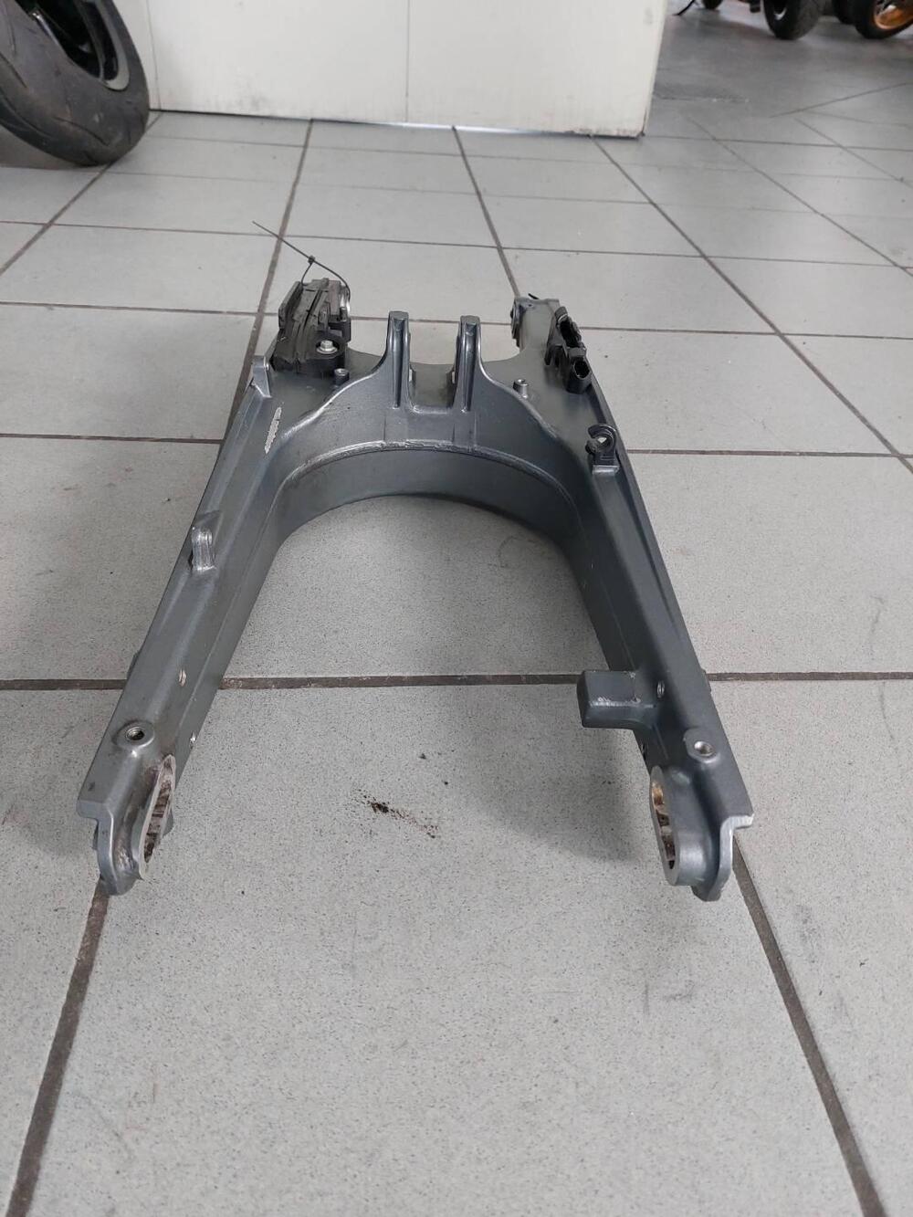 FORCELLONE ORIGINALE KTM DUKE 125 2015 (4)