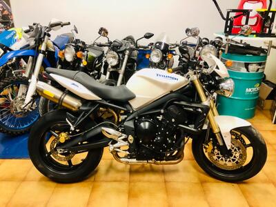 Triumph Street Triple (2007 - 12) usata