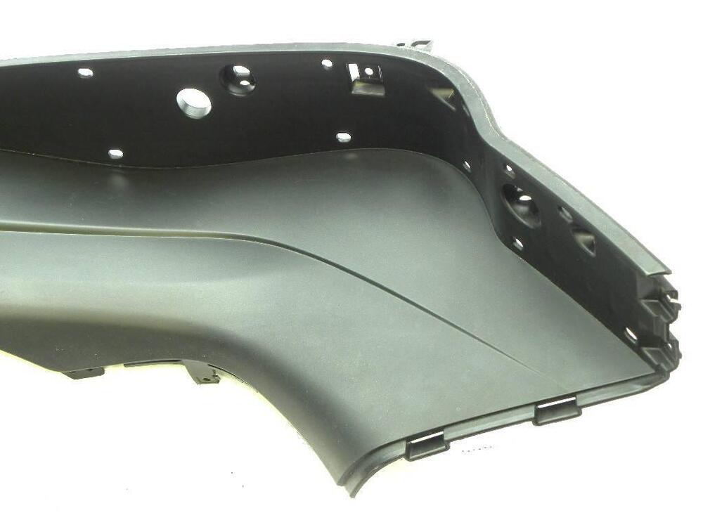 Carenatura poggiapiedi sx Yamaha Majesty 400 (5)