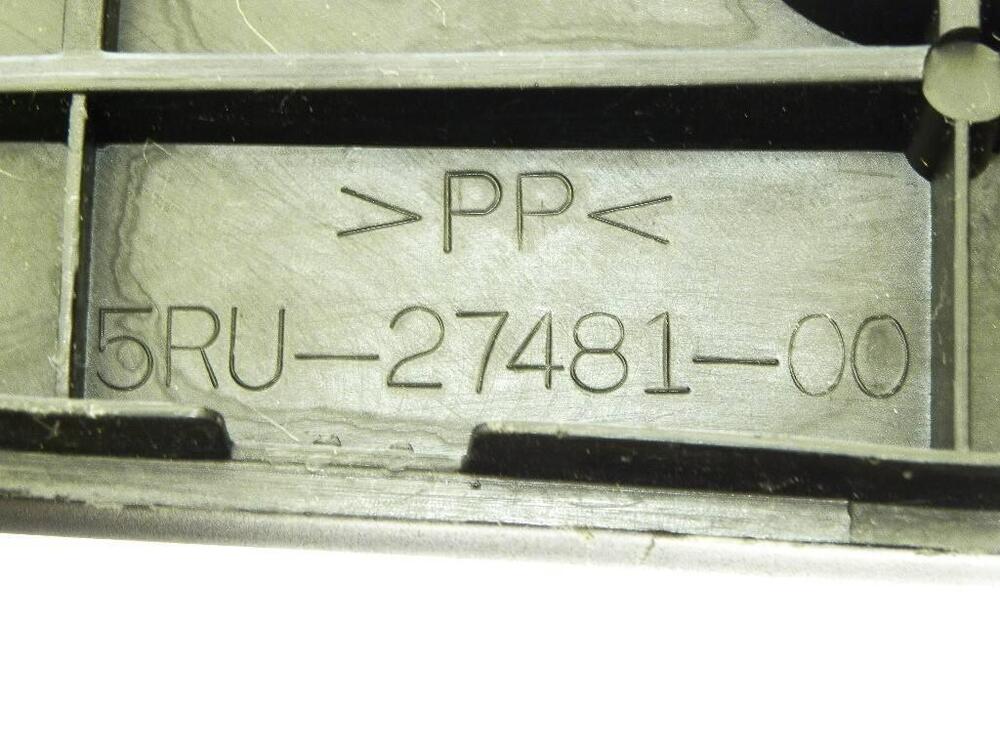 Carenatura poggiapiedi sx Yamaha Majesty 400 (9)