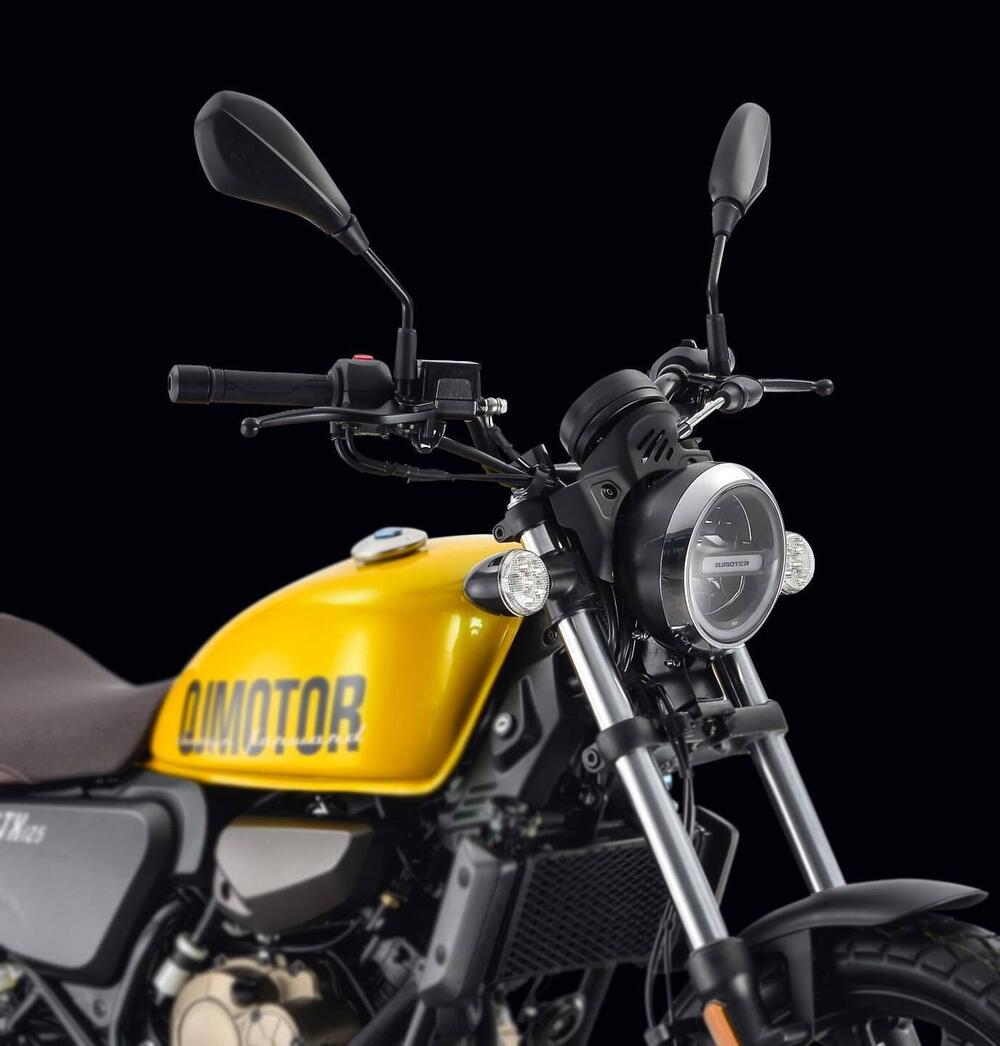 QJ Motor SRV 125 (2025) (10)