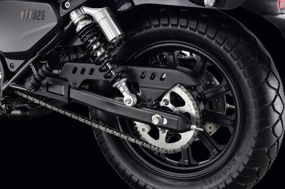 QJ Motor SRV 125 (2025) (15)