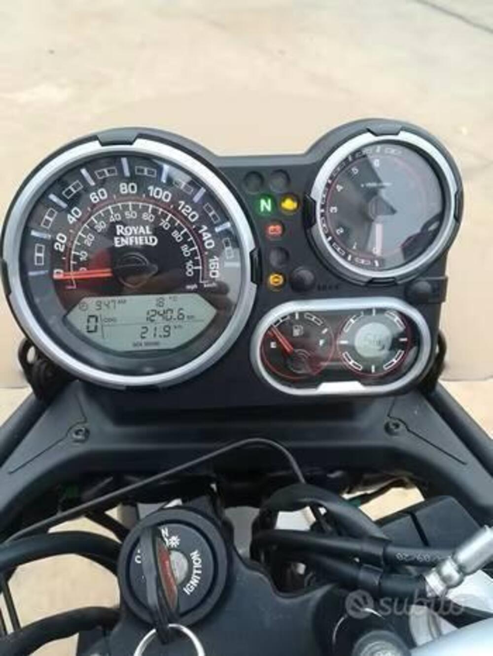 Royal Enfield Himalayan 411 (2021 - 24) (2)