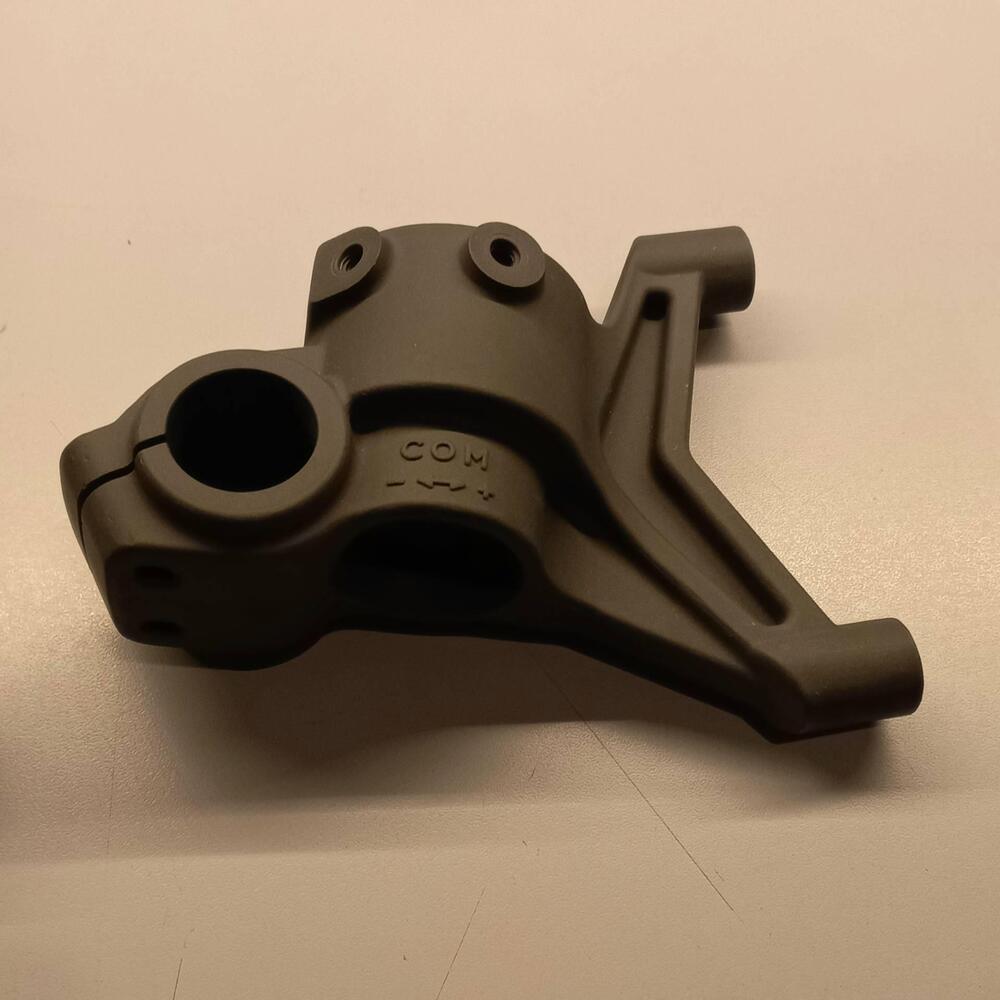 Piedini Ktm Wp 48 anodizzati attacco pinza radiale Wp Suspension (2)