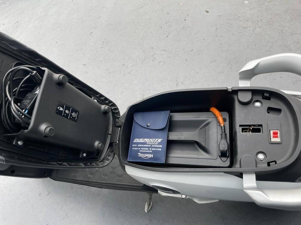 Super Soco Cux (2019 - 24) (7)