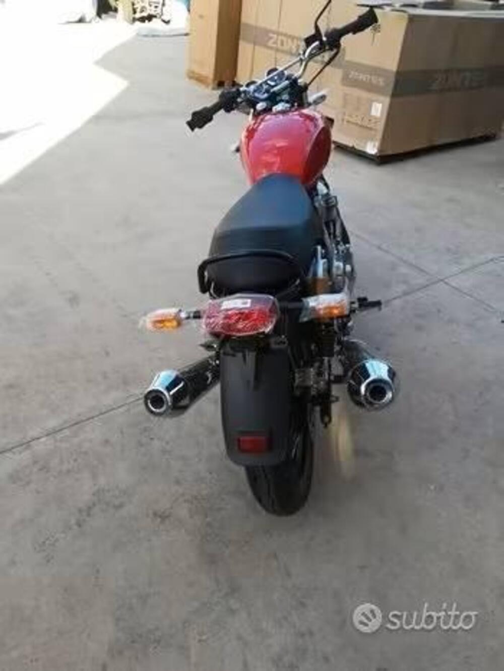 Royal Enfield Interceptor 650 (2021 - 25) (3)