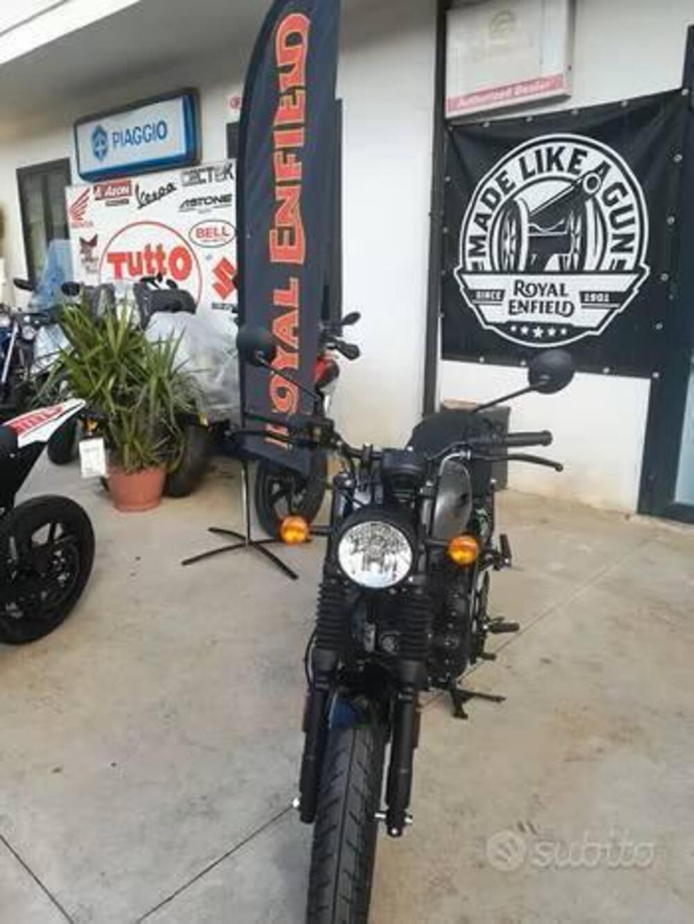 Royal Enfield HNTR 350 (2022 - 26) (3)