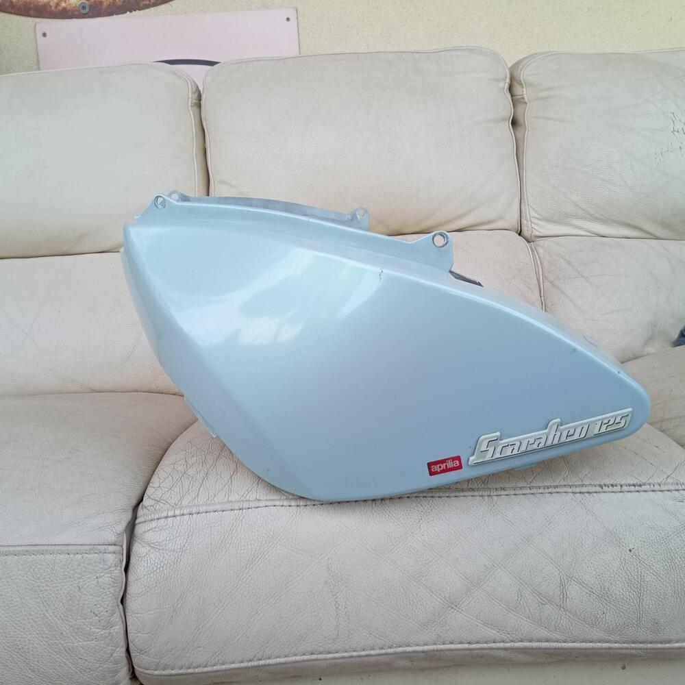 Scocca sella Aprilia Scarabeo 125/150 (3)